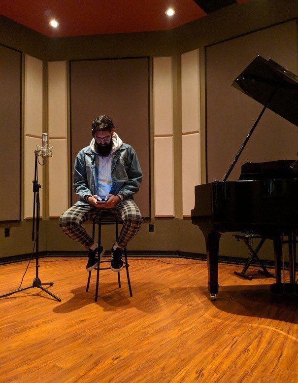 Taizu in the studio